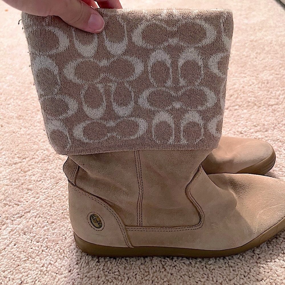 Coach boots